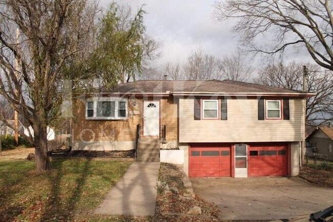 Building Photo - 5637 NE Lancaster St