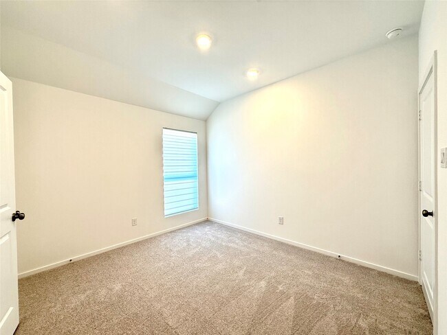 Building Photo - 3052 Harrier Dr