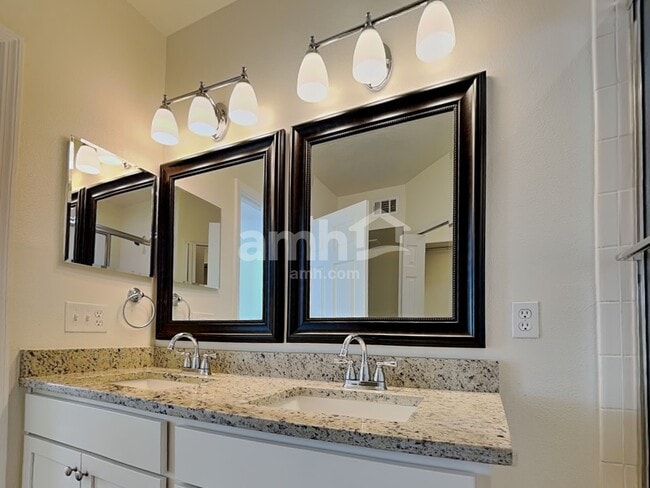 Building Photo - 11425 Rouse Run Cir