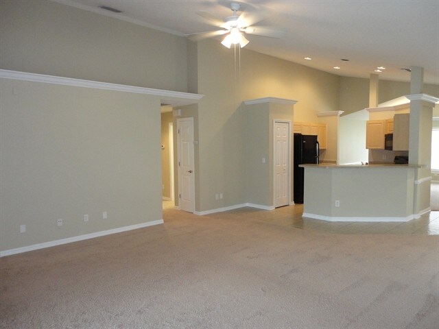 Building Photo - 4937 Whistling Pines Ct