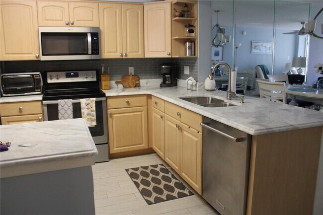 Building Photo - 1804 Mariner Dr