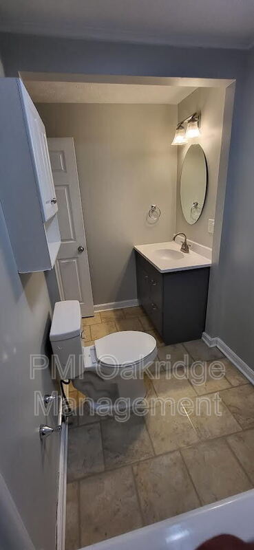 Building Photo - 3479 S Waynesville Rd