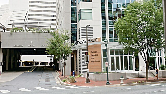 Building Photo - 7500 Woodmont Ave
