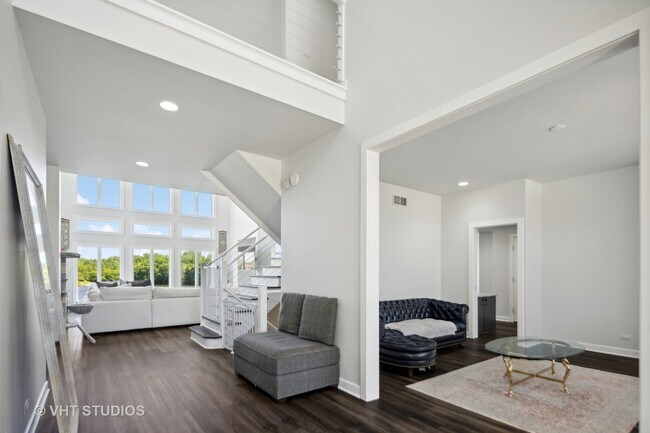 Building Photo - 13161 Wood Duck Dr