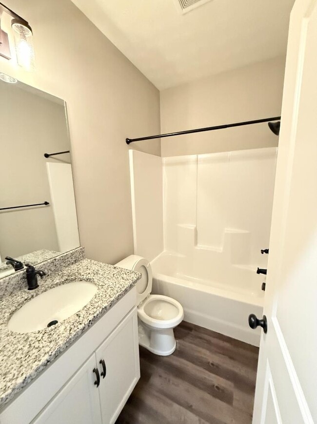 Building Photo - 3921 Bird Song Way