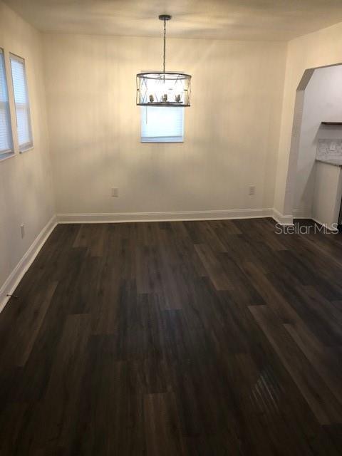 Building Photo - 1802 E Comanche Ave