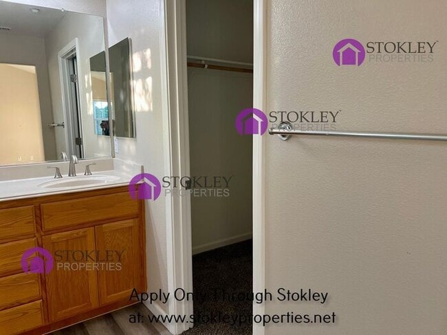 Building Photo - 1019 Sycamore Ln