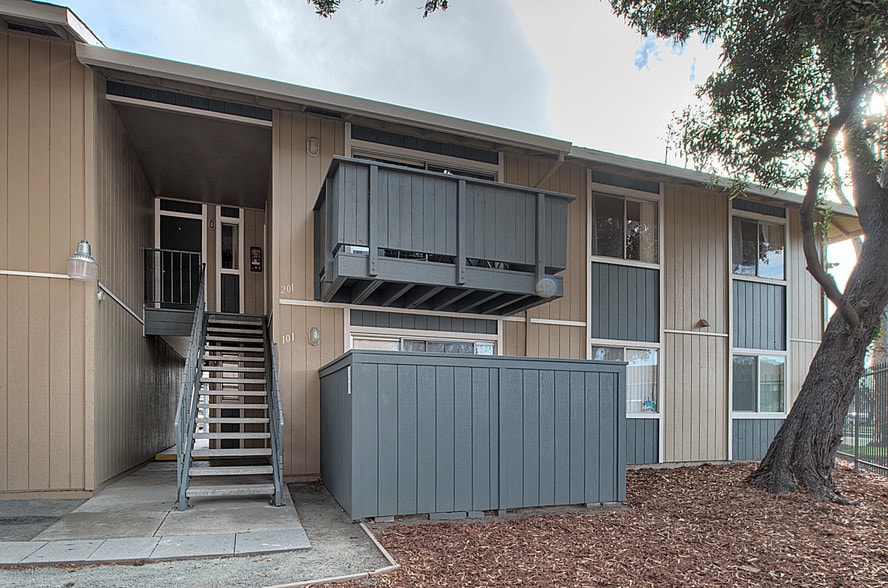 Bridge Bay Apartments 35655 Haley St Newark CA 94560 Apartment Finder