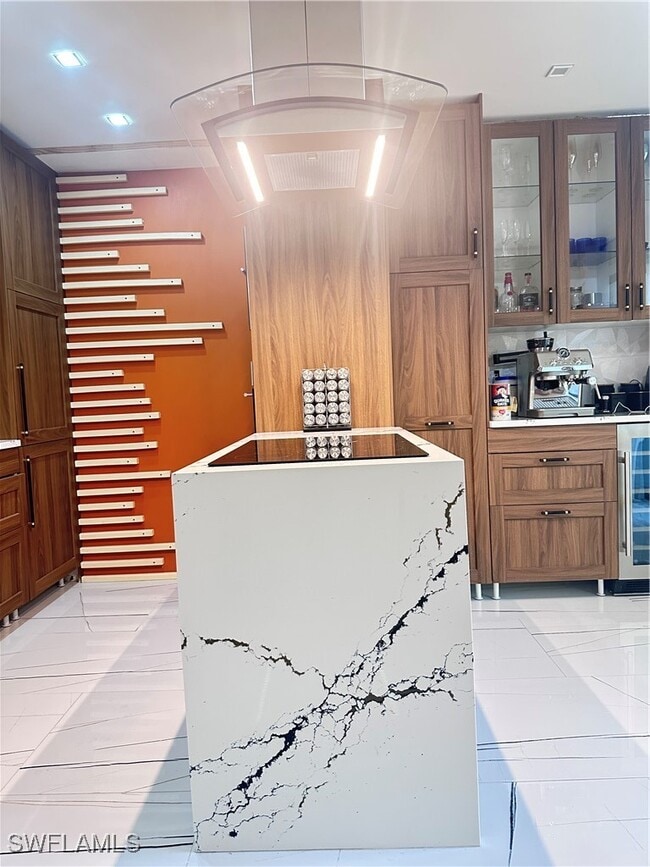 Building Photo - 1107 1st St S