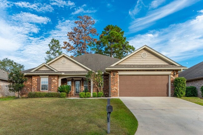 Primary Photo - Beautiful 4 Bed / 2.5 Bath Home in Duggan ...