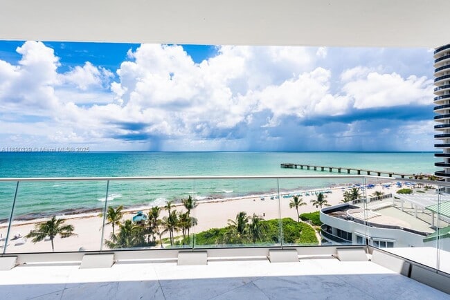 Building Photo - 16901 Collins Ave