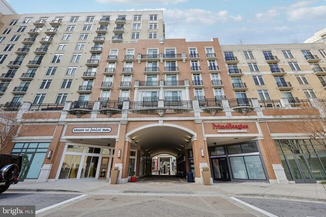 Building Photo - 155 Potomac Passage