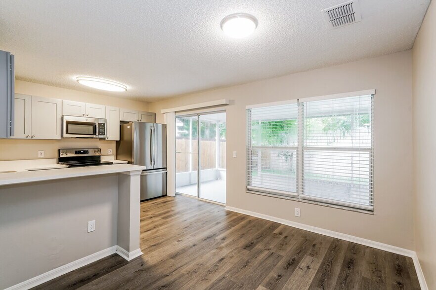 Building Photo - 1424 Dew Bloom Rd