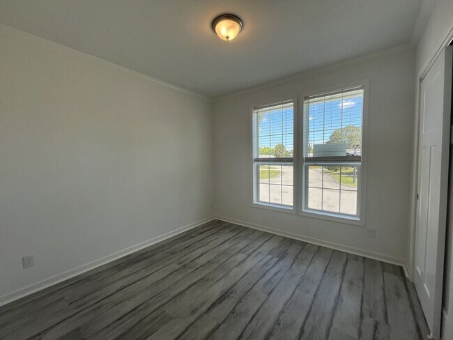 Building Photo - 245 Bimini Cay Cir