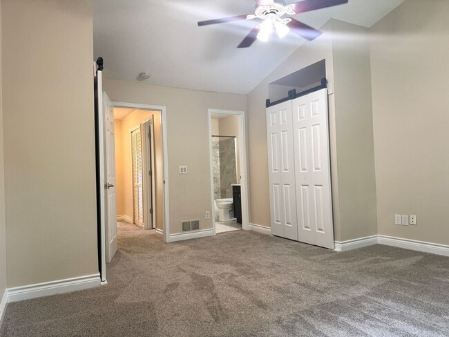 Building Photo - Beautiful Victoria Village Townhomes!