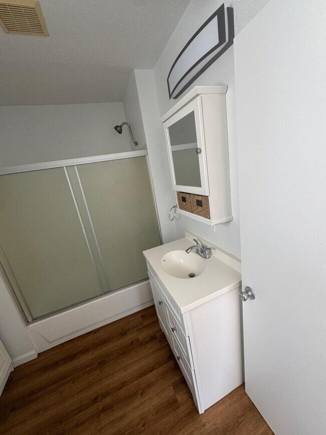 Building Photo - 825 Obispo Ave