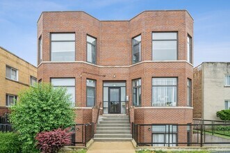Building Photo - 5644 N California Ave