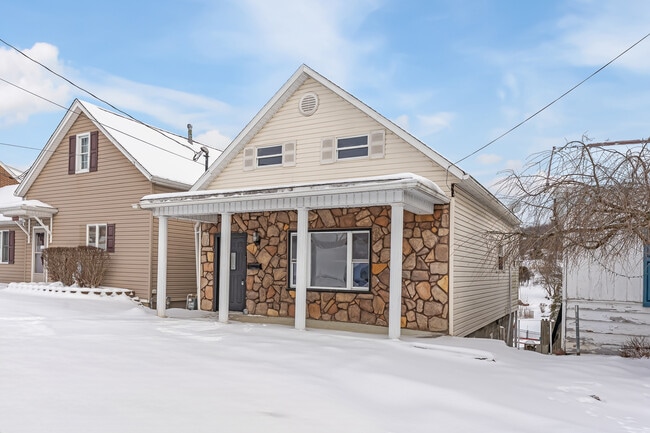 Building Photo - 2112 Gould Ave