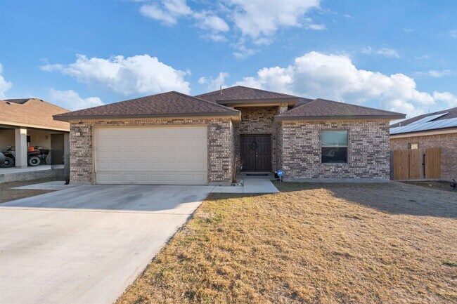 Building Photo - 306 Javier Dr