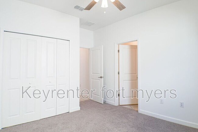 Building Photo - 9143 Leatherwood Loop