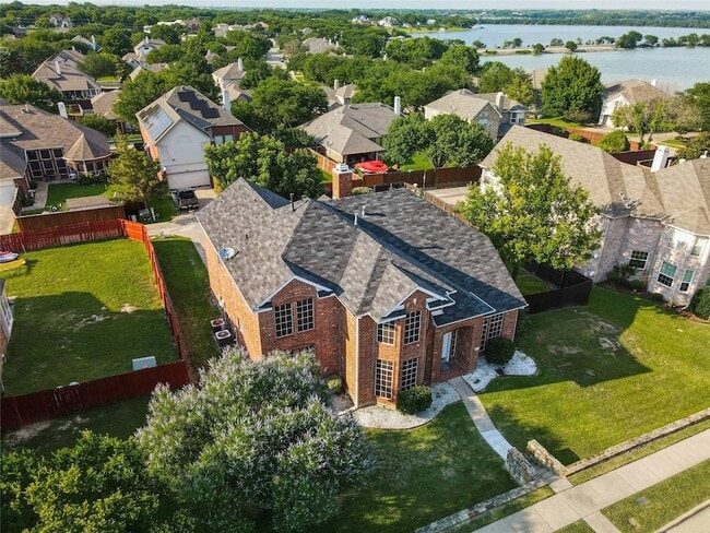 Building Photo - 5205 Panama Dr