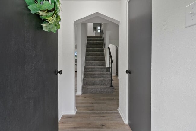 Building Photo - Stunning 3 bedroom home in Duquesne availa...