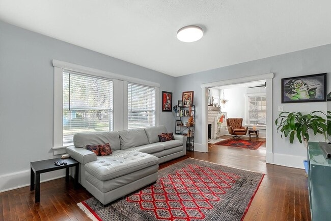 Building Photo - 244 S Volutsia Ave