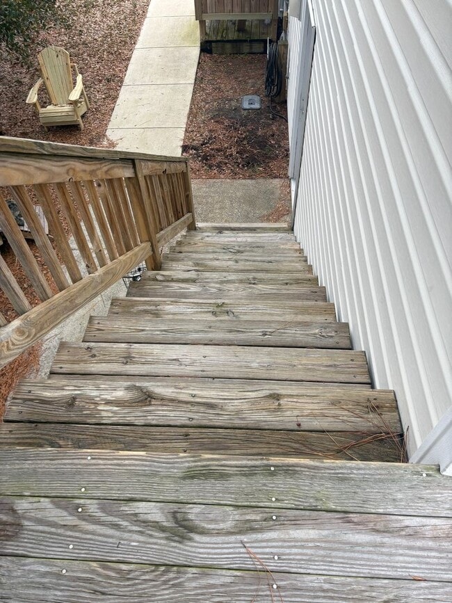 Building Photo - 1 Bedroom 1 Bath Available Now for Year Round Rental! $975/mo