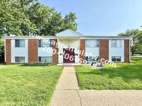Building Photo - 4729 Northcrest Dr