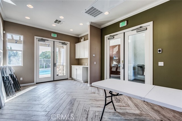 Building Photo - 18067 Burke Ln