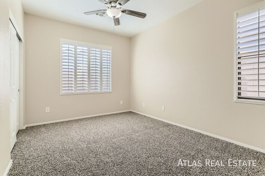 Building Photo - 8125 Chimney Bluff St
