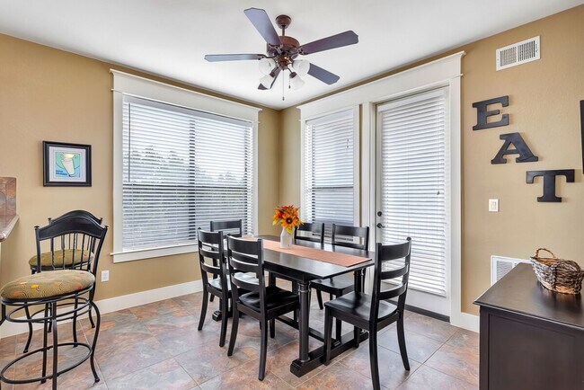 Building Photo - 17608 Border St