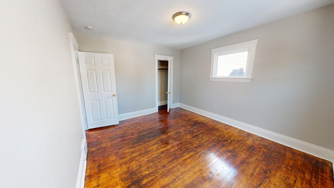 Building Photo - LEASE TO OWN your home! - 3 Bed / 1 Bath i...