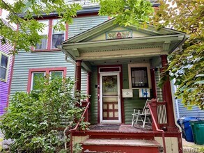 Building Photo - 28 Livingston St