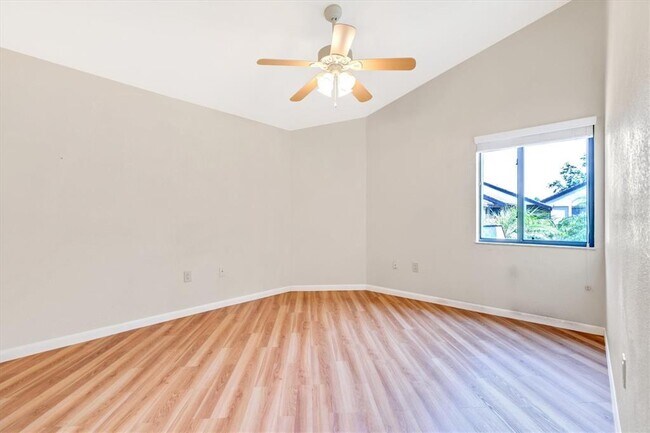 Building Photo - 5748 Ashton Lake Dr