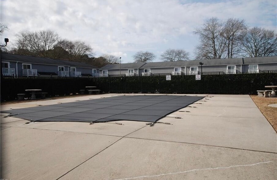 Building Photo - 1146 Indian Rd