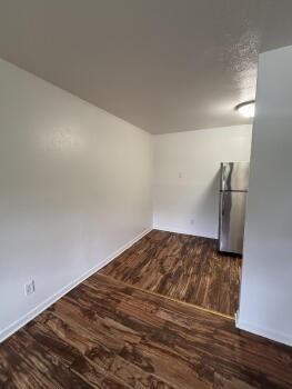 Building Photo - 3200 Lake Como Dr
