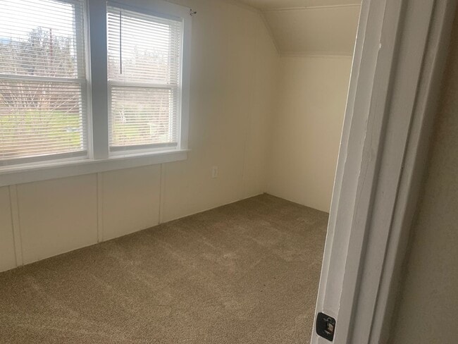 Building Photo - Good connections make all the difference