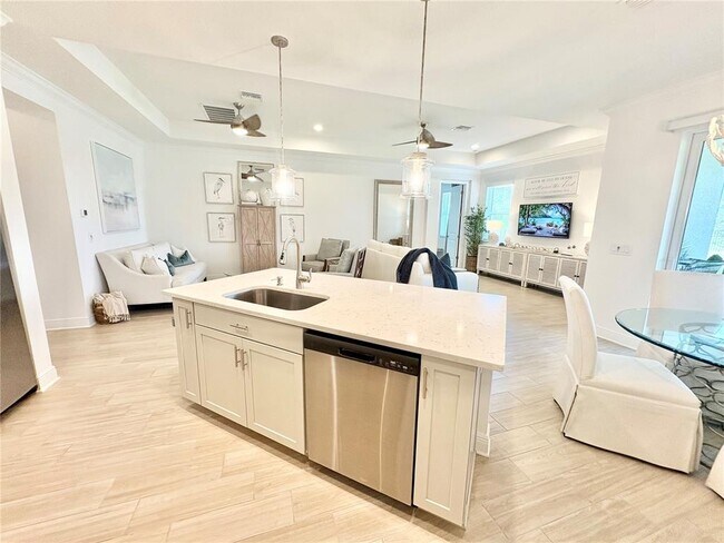 Building Photo - 16715 Seraphic Trl
