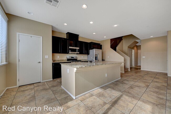 Primary Photo - 5 br, 3 bath House - 3321 Nicki Cometa St