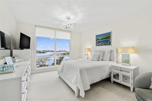 Building Photo - 331 Cleveland St