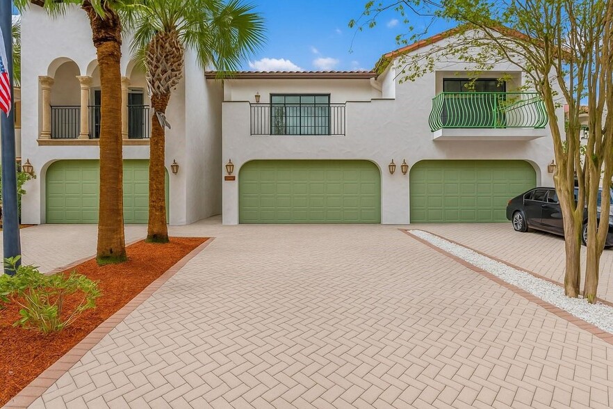 Building Photo - 2900 Hidden Harbour Ct
