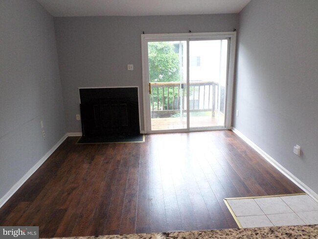 Building Photo - 5372 Bedford Terrace