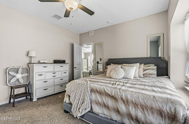 Building Photo - 261 Penbridge Pl