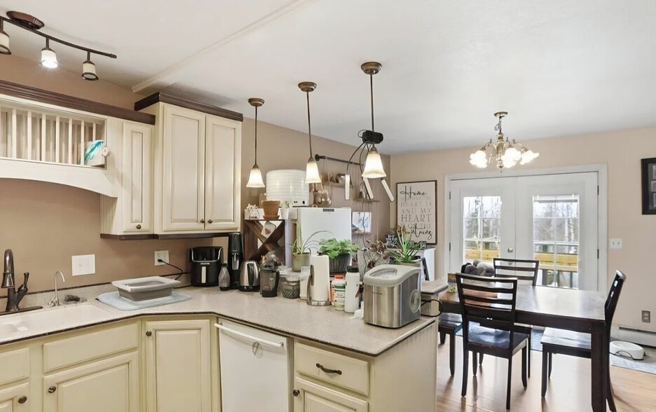 Building Photo - 21312 Settlers Dr
