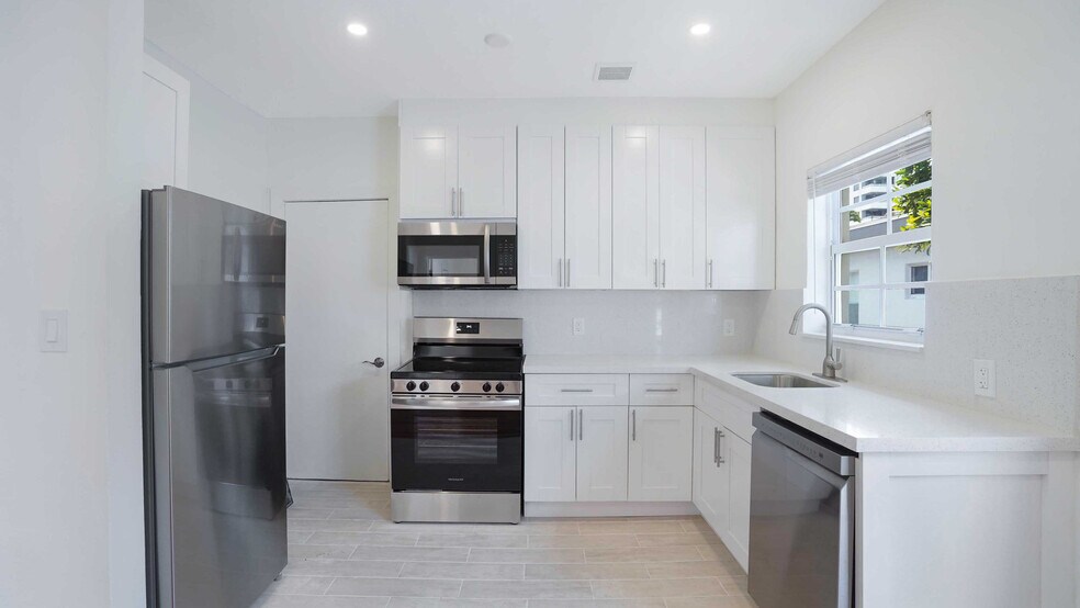 Building Photo - 1241 13th St