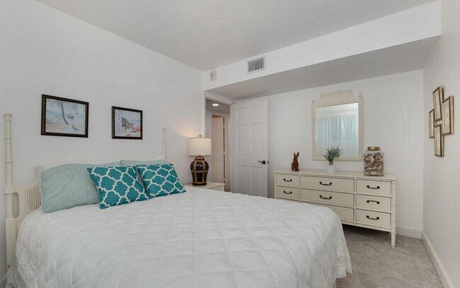 Building Photo - 1175 Florida A1A