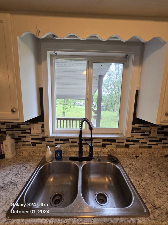 Sink with a view - 21 Cree Dr