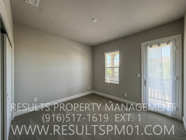 Building Photo - Beautiful Spacious El Dorado Hills Home in gated community
