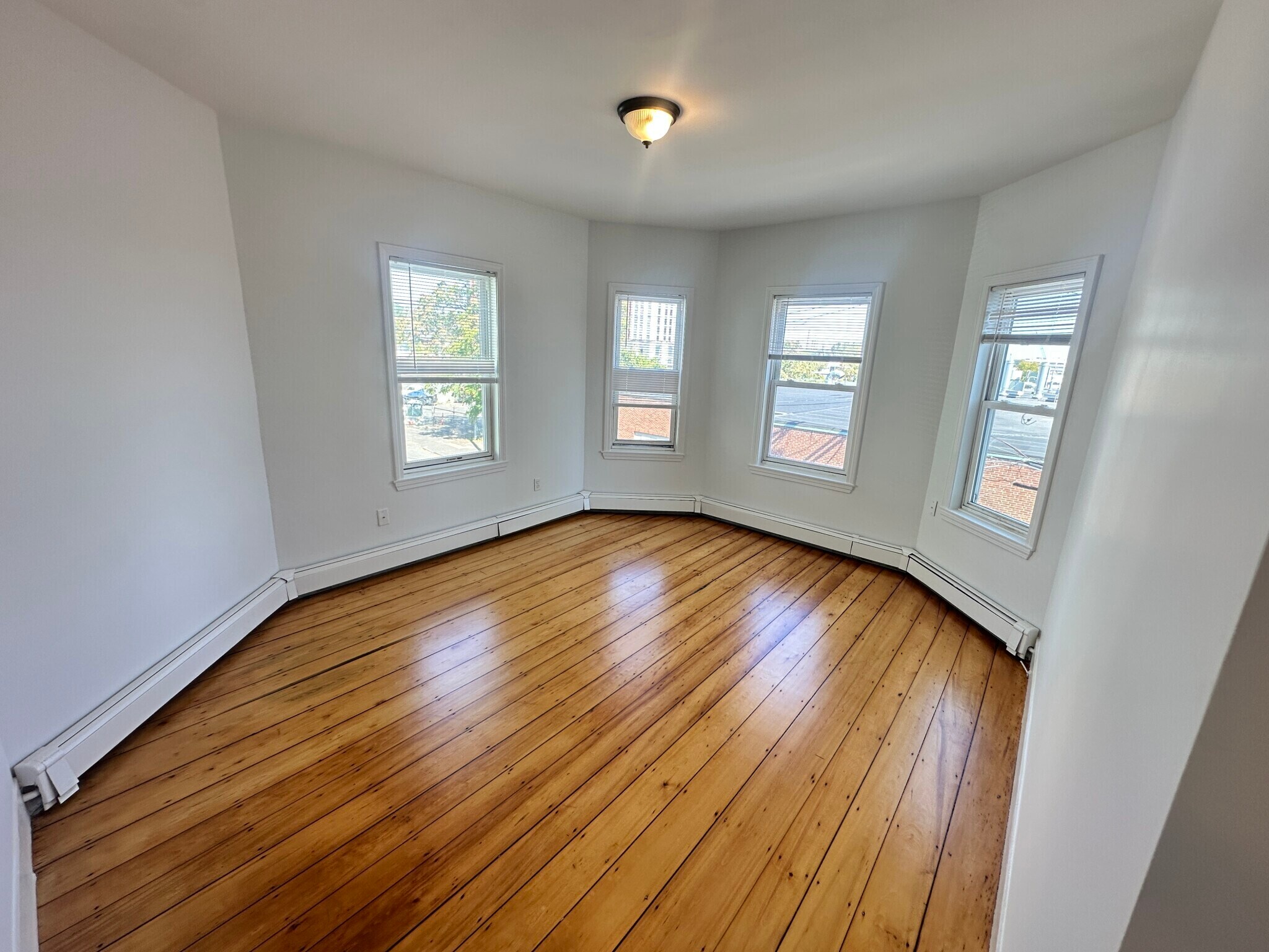 Building Photo - 63 Webster Ave